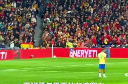 开云体育登录-巴西举行足球比赛，勇士表现激烈