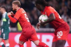 开云下载-包含佛罗伦萨主场逆转取胜，豪取三分的词条