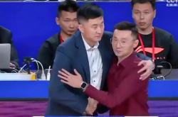 开云体育下载-广东男篮大胜新疆队，成功晋级半决赛