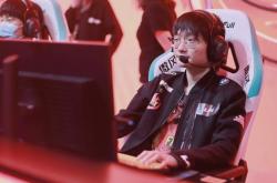 开云体育登录-CLG绝杀JDG，Ming打出惊人五杀入围赛2:0（广州）