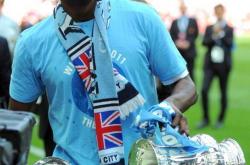 开云下载-包含切尔西横扫SHR，欧文完成史诗逆转峡谷大战小组赛，留下经典瞬间的词条