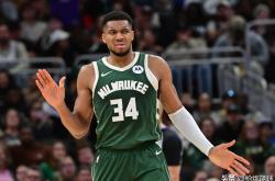 开云体育APP下载-爵士鏖战篮网B队，字母哥爆发神勇的简单介绍