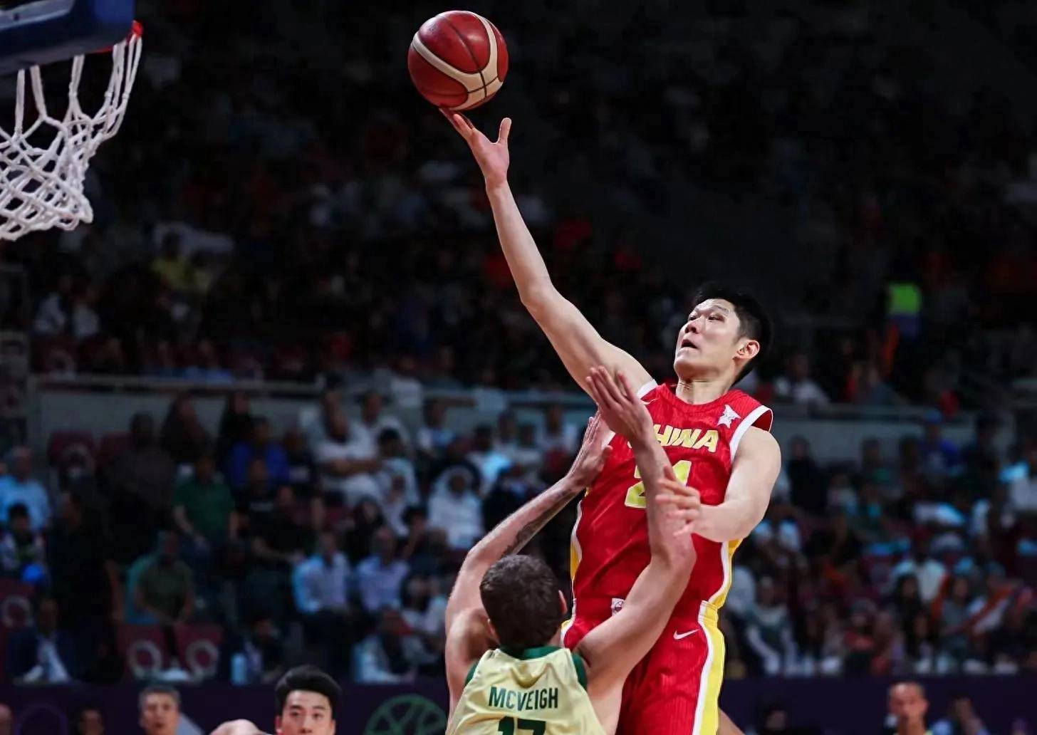 包头男篮新锋线崛起，携手取得成功