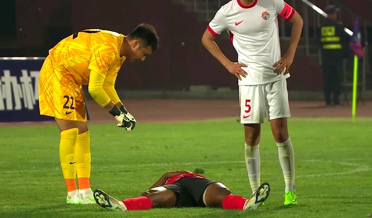 球队训练场地不尽人意引发球员不满 球队训练场地不尽人意引发球员不满