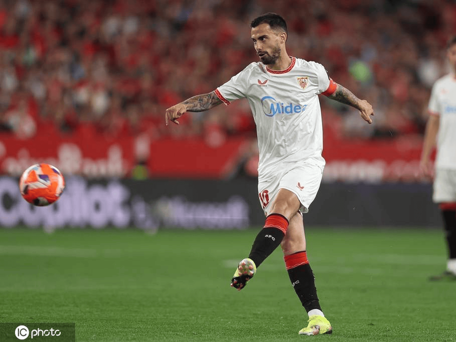 包含拉斯帕尔马斯绝杀获胜，提升保级信心的词条