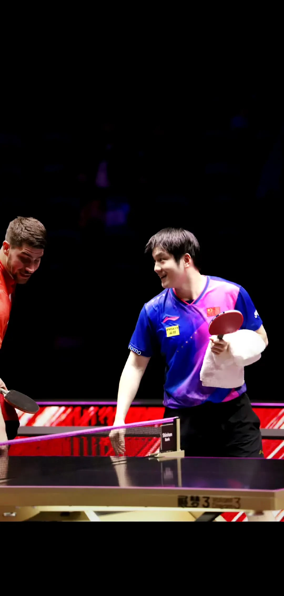 球队在比赛中展现顽强意志力