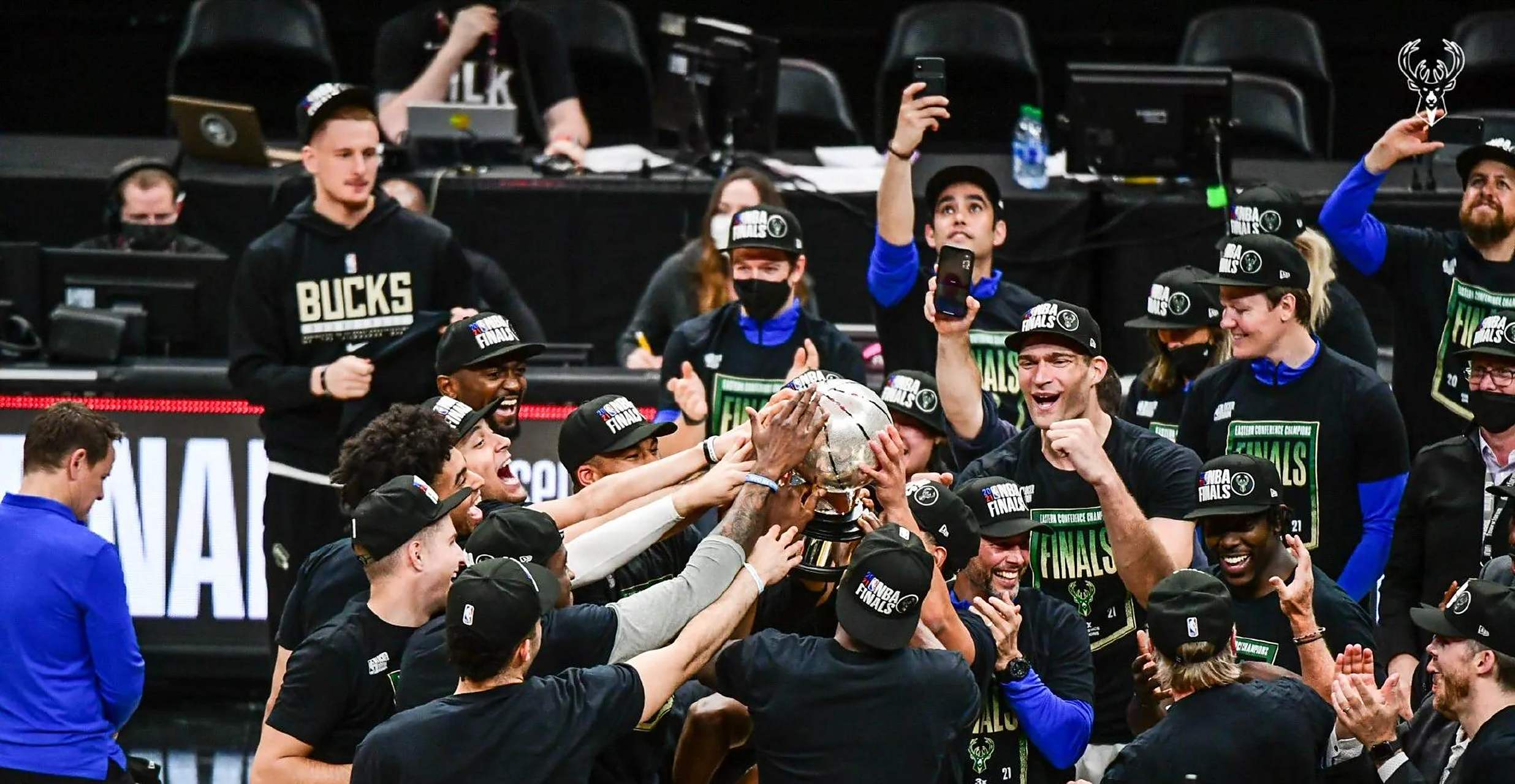 雄鹿轻取意大利男篮,保罗绝境逆转的简单介绍 雄鹿轻取意大利男篮,保罗绝境逆转的简单介绍